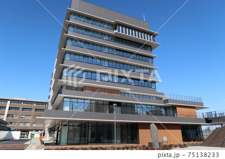 越谷市役所の新しい本庁舎 75138233