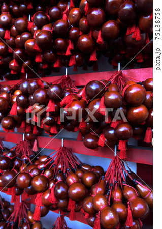 ひょうたん型の厄除け(上野天満宮 愛知県 名古屋市) ひょうたん型の厄除け(上野天満宮 愛知県 名古屋市) 75138758