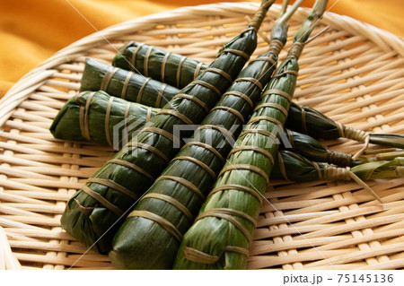 チマキ餅 75145136