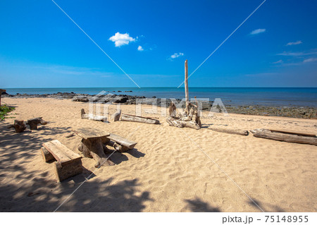 Beach, Clear Sky, Horizon, Horizon Over Water, Island 75148955