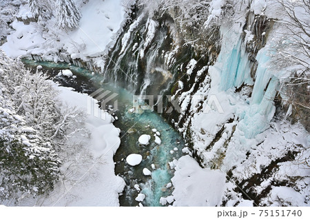 白ひげの滝 75151740