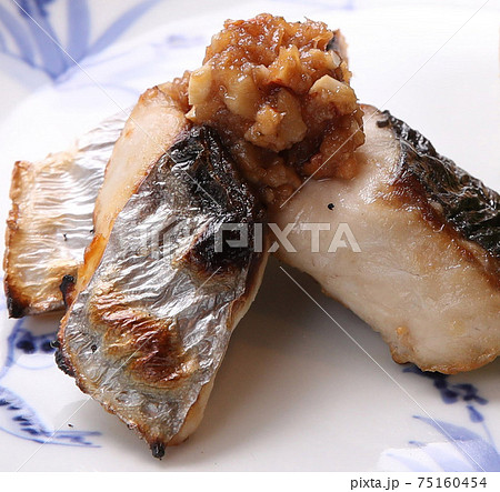 焼き魚 75160454