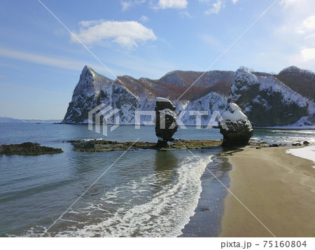 積丹半島-えびす岩,大黒岩と烏帽子岬 積丹半島-えびす岩,大黒岩と烏帽子岬 75160804