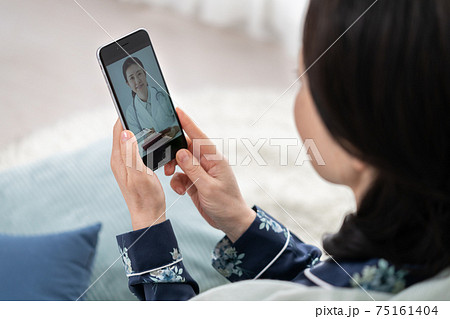 スマートフォンからのオンライン診療　イメージ 75161404