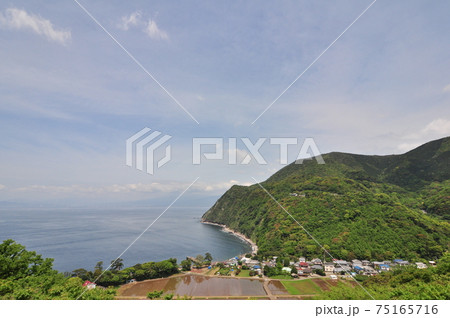 伊豆半島（西伊豆町堂ヶ島） 75165716