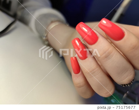 Closeup photo of a beautiful female hands with elegant manicure 75175677
