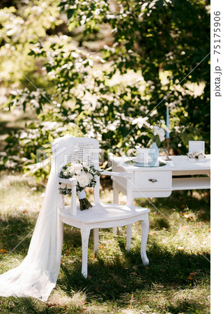 elegant wedding bouquet of fresh natural flowers elegant wedding bouquet of fresh natural flowers 75175906