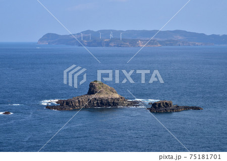 長崎県生月島最北端 大バエ 鯨島 岬の地磯 人気釣り場 長崎県生月島最北端 大バエ 鯨島 岬の地磯 人気釣り場 75181701