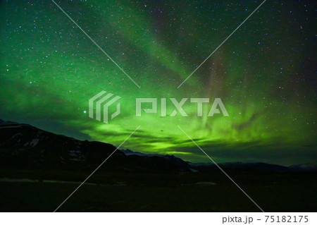 アイスランドで遭遇したオーロラ アイスランドで遭遇したオーロラ 75182175