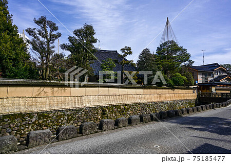 長町武家屋敷跡の冬景色 75185477