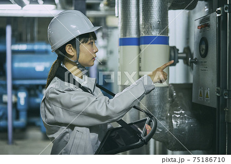 ビジネス 保守点検 女性 ビジネス 保守点検 女性 75186710