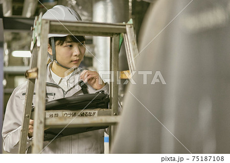 ビジネス 保守点検 女性 ビジネス 保守点検 女性 75187108