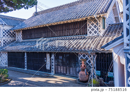 (静岡県)松崎・なまこ壁の建物 (静岡県)松崎・なまこ壁の建物 75188516