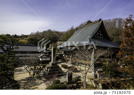 日応寺　本堂　岡山県岡山市 75192070