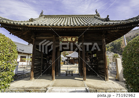 普賢院 仁王門 岡山県岡山市 普賢院 仁王門 岡山県岡山市 75192962