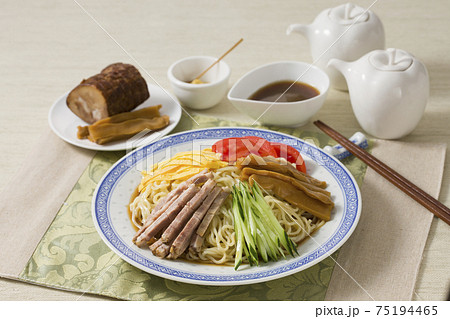 冷やし中華 75194465