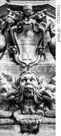 Decoration of Fontana del Pantheon 75196231