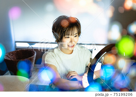 20代女性のライフスタイル 75199206