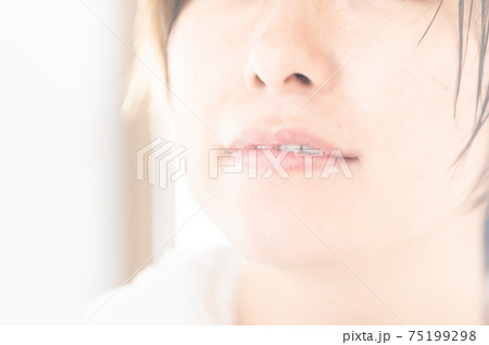 肌のきれいな女性 肌のきれいな女性 75199298