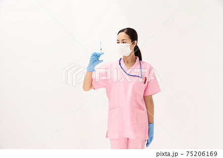 医療イメージ 看護師 注射 ワクチンの写真素材
