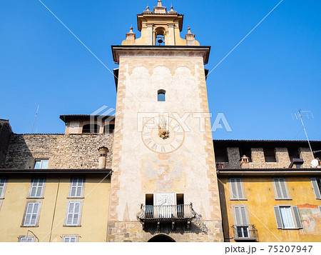 tower Torre della Campanella in Bergamo town 75207947