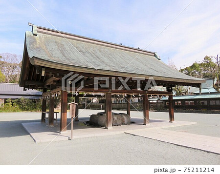 宗像大社の手水舎 宗像大社の手水舎 75211214