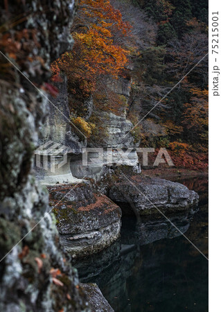 福島県/ 「塔のへつり 」の紅葉 福島県/ 「塔のへつり 」の紅葉 75215001