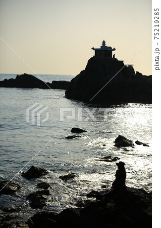 海岸 海 カメラマン 75219285