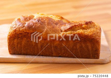 甘酒のパウンドケーキ 75220448