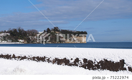 冬晴れの氷見阿尾城址 75222974