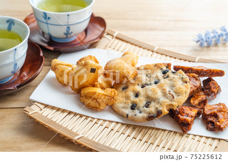 お煎餅いろいろ お煎餅いろいろ 75225612