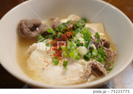 とても美味しい日本の食べ物 75225775
