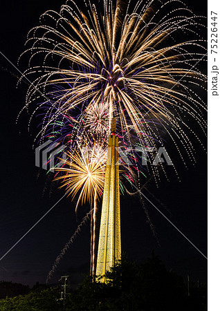 茨木市 辯天花火大会 弁天さんの写真素材 茨木市 辯天花火大会 弁天さんの写真素材