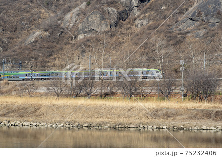 精子 冬 列車 75232406