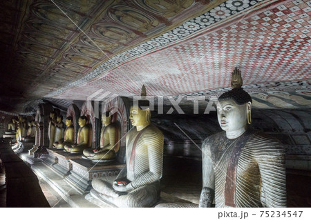 世界遺産 ダンブッラの黄金寺院 世界遺産 ダンブッラの黄金寺院 75234547