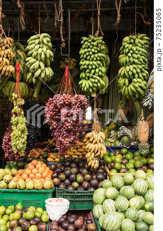 スリランカ　スーパーマーケット 75235065