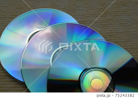 コンパクトディスク（CD） 75243382