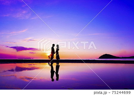 父母ヶ浜の恋人たち 香川県 75244699