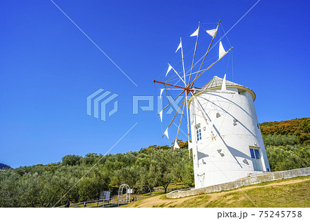 青空とギリシャ風車 香川県 青空とギリシャ風車 香川県 75245758