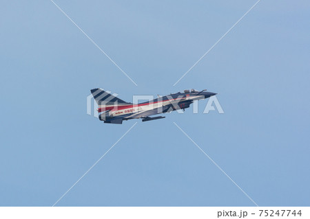 中国空軍J-10八一飛行表演隊空撮　イメージ 75247744