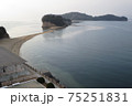 香川県小豆島にあるエンジェルロードをホテルの窓から撮影しました 75251831