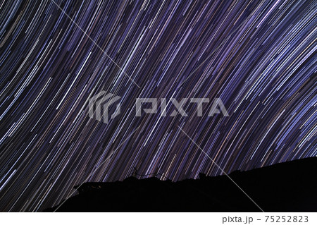 マウイ島山頂の星空 75252823