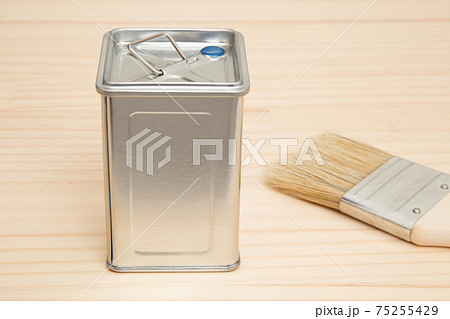 塗料と刷毛 75255429