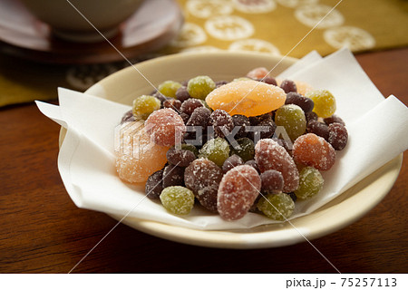 ちゃぶ台の甘納豆　和菓子　甘味　お菓子 75257113