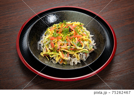 ちらし寿司 75262467