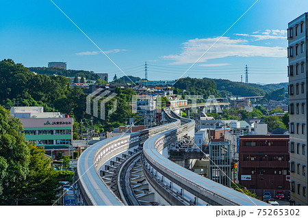 多摩モノレール 多摩都市モノレール 移動手段 万願寺駅 車輌 ホーム 午前 昼 明るい 多摩モノレール 多摩都市モノレール 移動手段 万願寺駅 車輌 ホーム 午前 昼 明るい 75265302