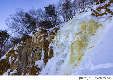 [福島県]_裏磐梯_イエローフォール_冬15 75267978
