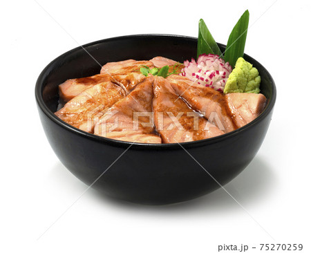 Salmon Aburi Don Served Carved vegetables Japanese Food Salmon Aburi Don Served Carved vegetables Japanese Food 75270259