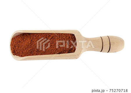 Tandoori Masala mix of spices in wooden scoop Tandoori Masala mix of spices in wooden scoop 75270718
