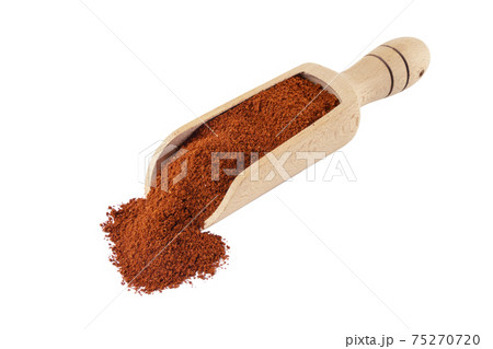Tandoori Masala mix of spices in wooden scoop Tandoori Masala mix of spices in wooden scoop 75270720